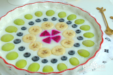 如何做出美味可口的烤酸奶?