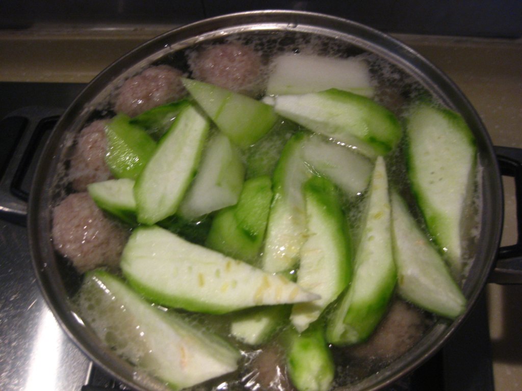 想吃双瓜肉丸汤？轻轻松松就能学会