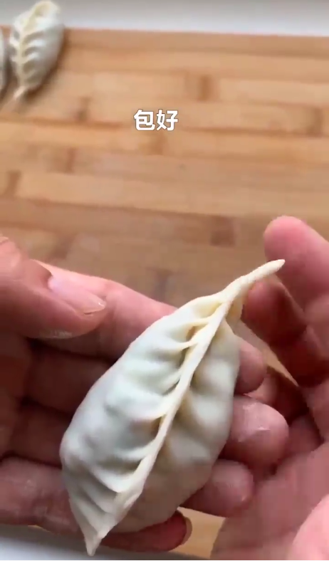 三鲜煎饺该怎么做