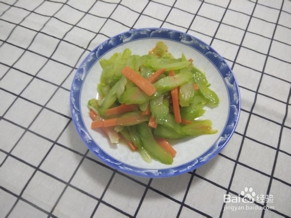 炒西芹的做法