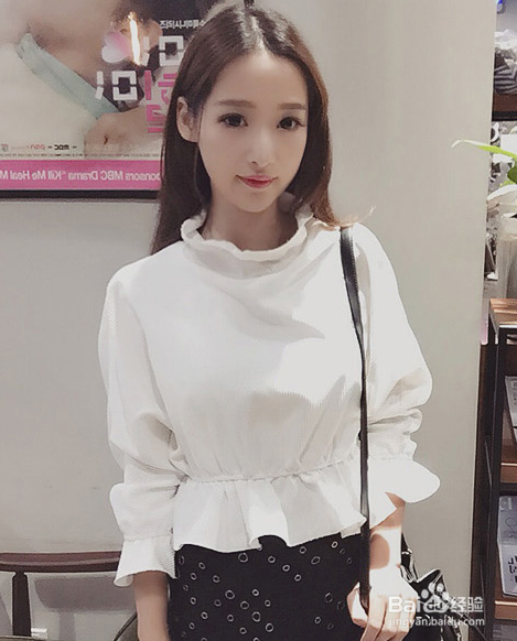 表现女性魅力的几种装扮