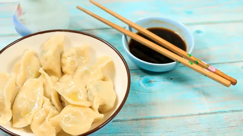 怎么制作虾仁饺子