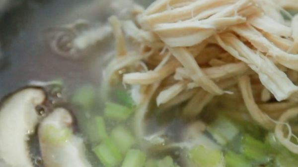 香菇鸡丝燕麦粥