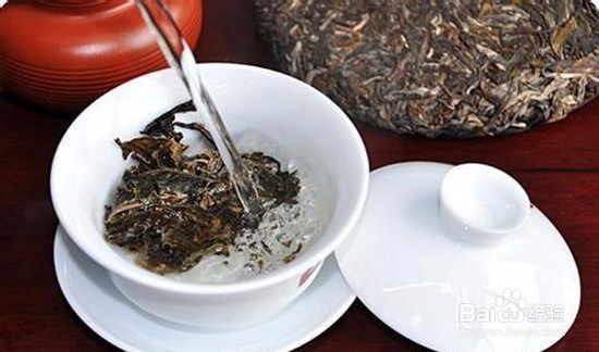 喝茶的讲究:洗茶的方法和注意事项