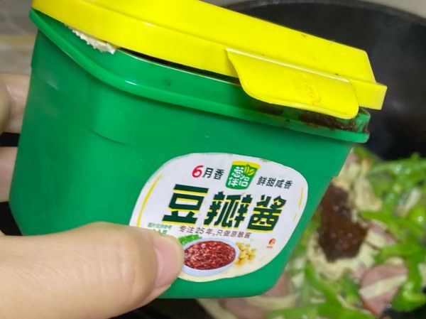 青椒火腿炒豆皮