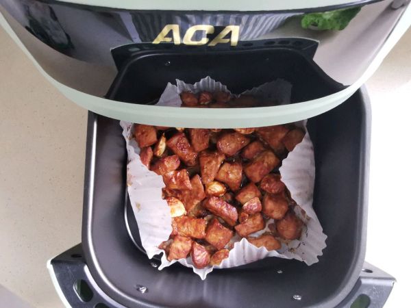 秘制蒜香烤肉肉