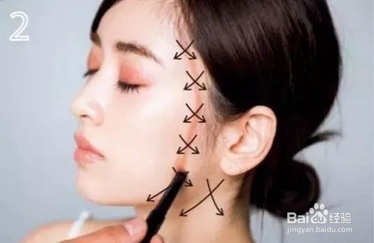 适合亚洲人脸型的修容化妆技巧，打造巴掌脸！