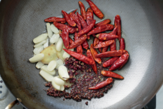 家乡肥肠 脆嫩下饭