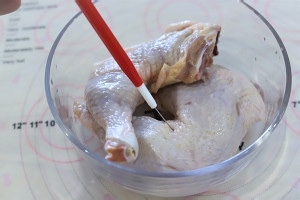 鲜香诱人的迷迭香柠檬烤鸡腿