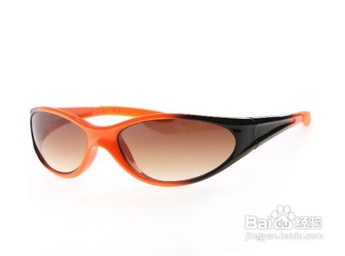 夏季打高尔夫如何保护眼睛