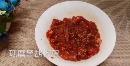 炒意面家常做法，两分钟就能学会，比餐厅的还好吃