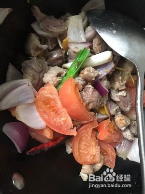 番茄土豆牛腩的做法