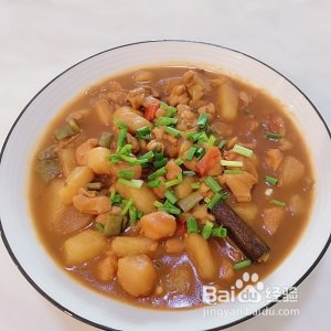 红烧土豆鸡腿肉