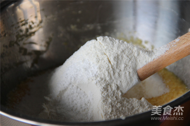 圈圈蓝莓磅蛋糕