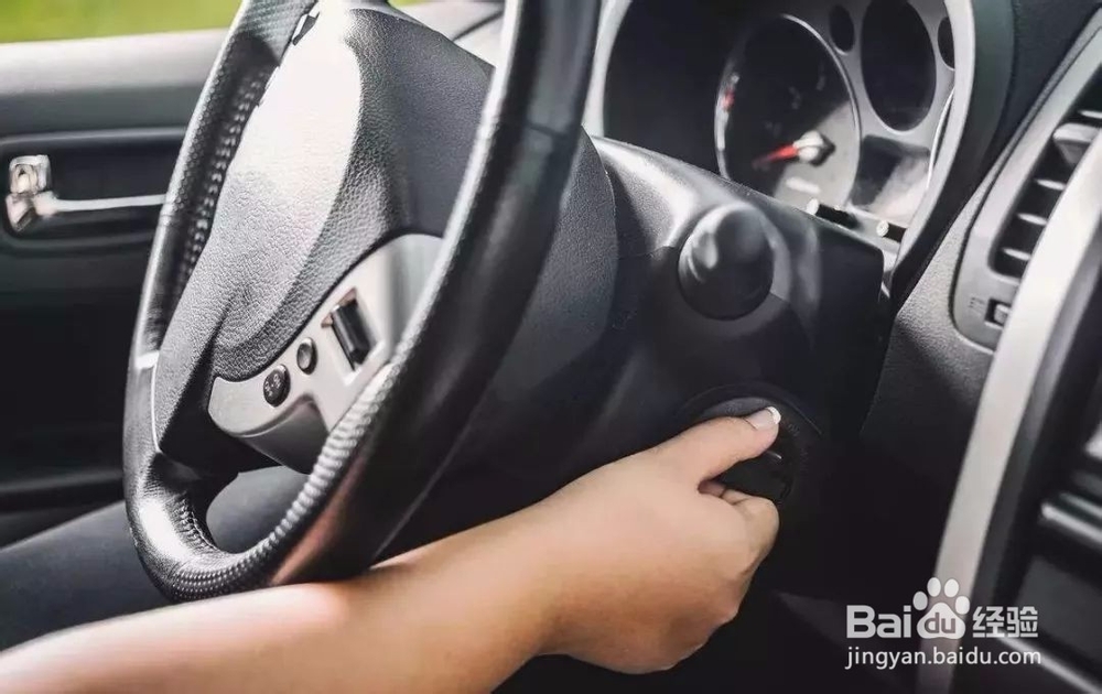 教练车示廓灯怎么开