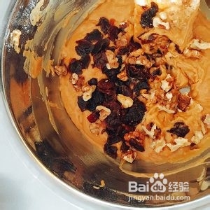 红糖桂圆核桃麦芬蛋糕的做法