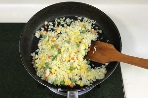 黄金酱油炒饭