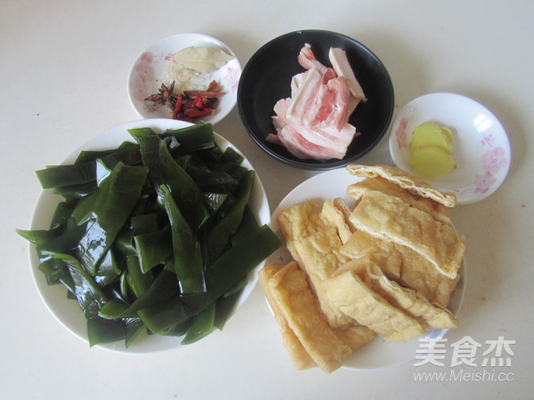 海带油豆腐炖肉