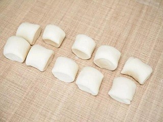 萝卜芝麻包怎么做？