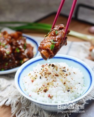 玫瑰糖醋排骨搭配米饭更好吃的做法教程