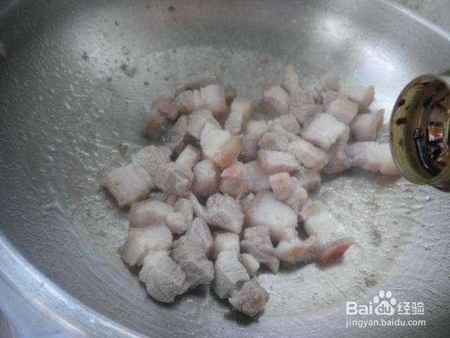 芋头烧肉的制作