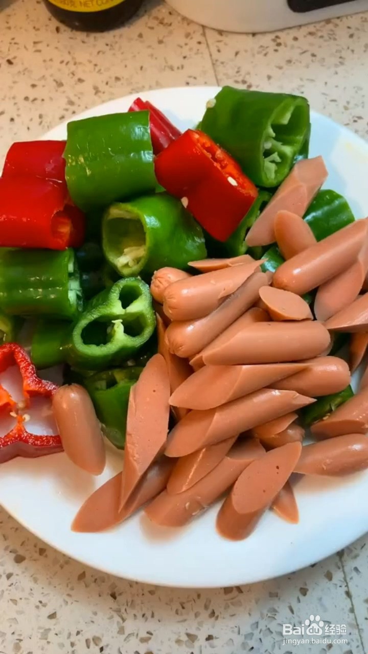如何制作家庭版下饭辣椒?