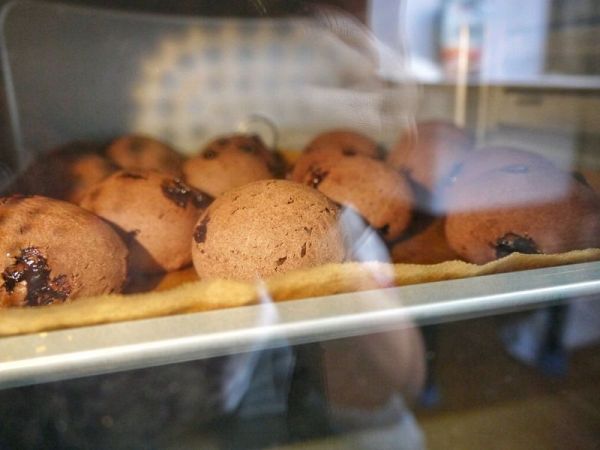 黑巧豆豆麻薯包