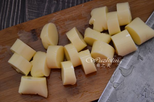 玉子豆腐烧香菇