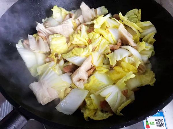 白菜腐皮炖五花肉