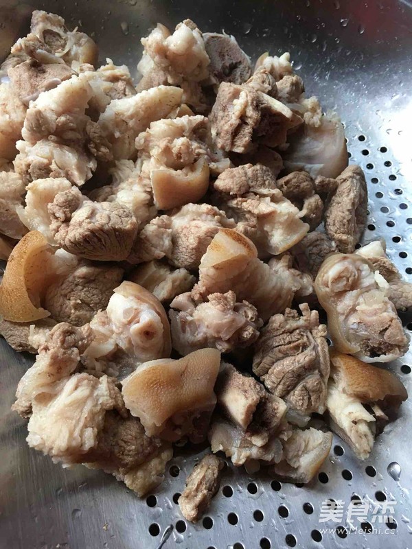 红烧猪蹄的做法