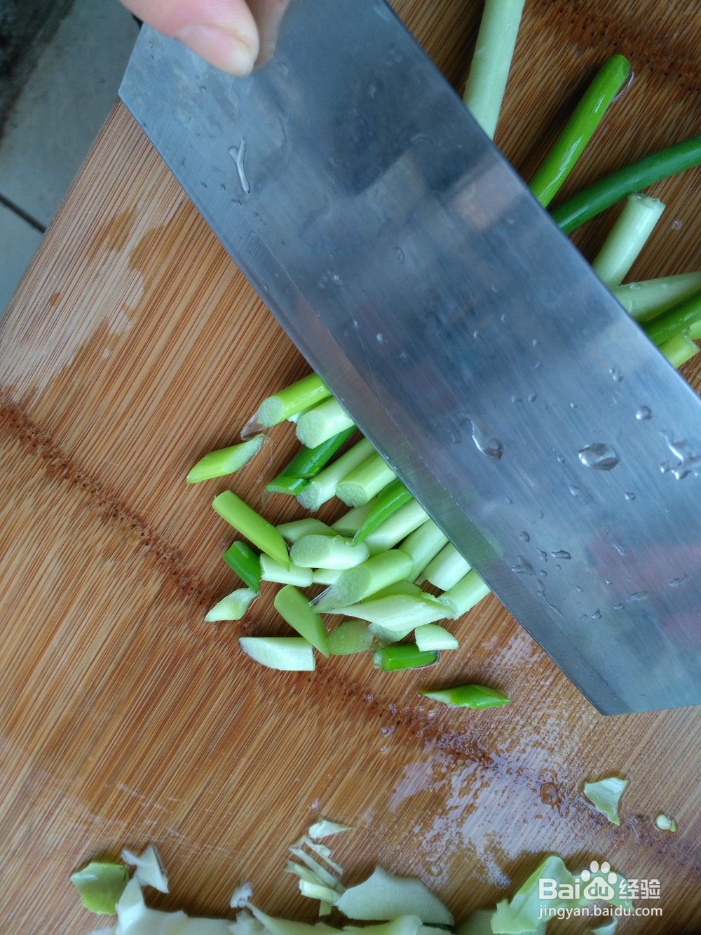 蒜苗炒肉的做法