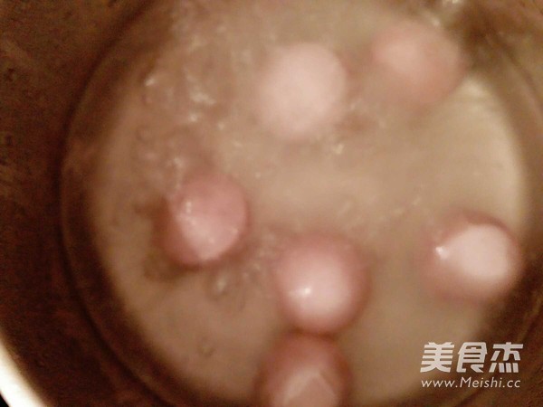 紫薯芝麻汤圆
