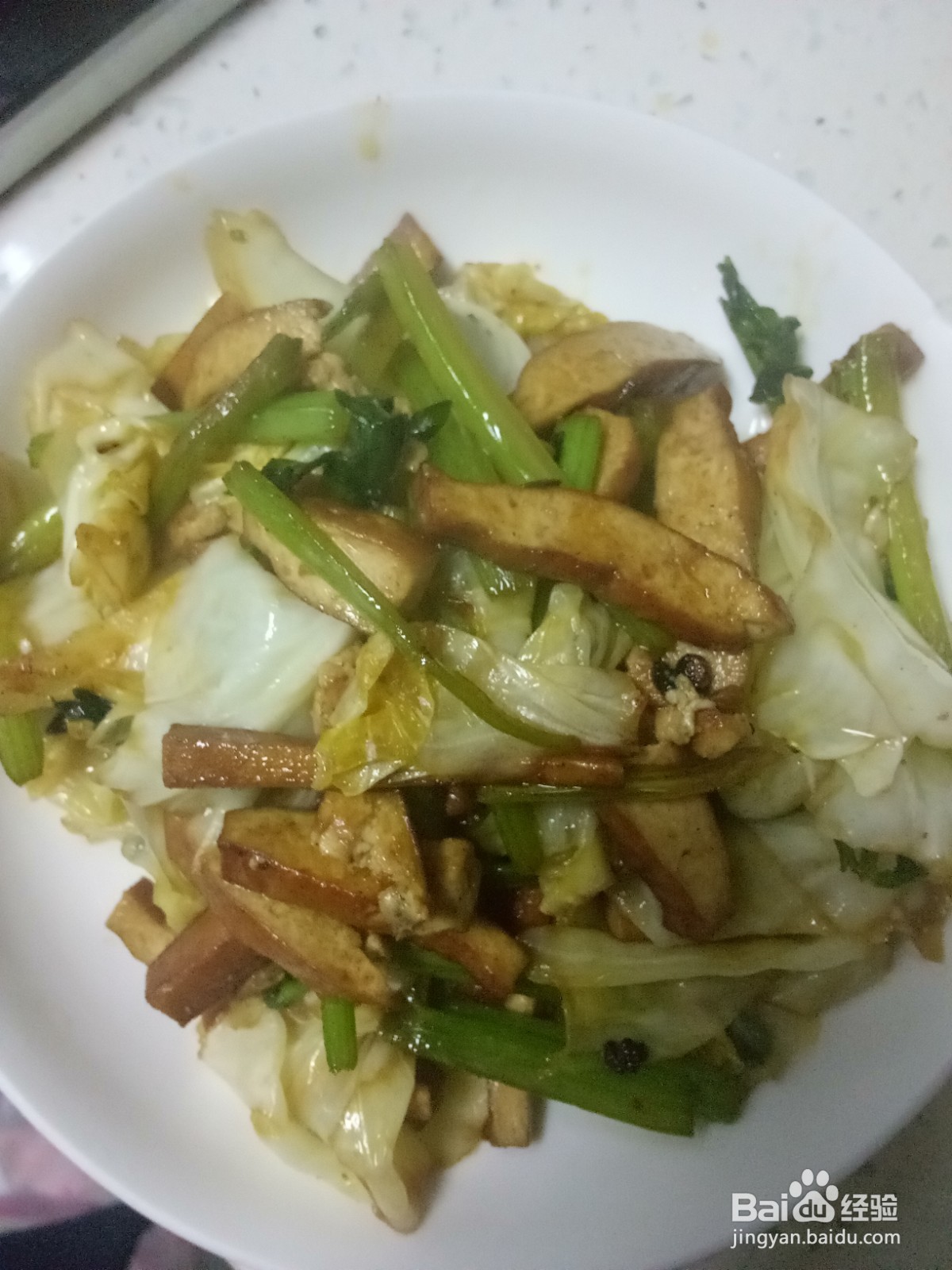 包菜芹菜炒豆干