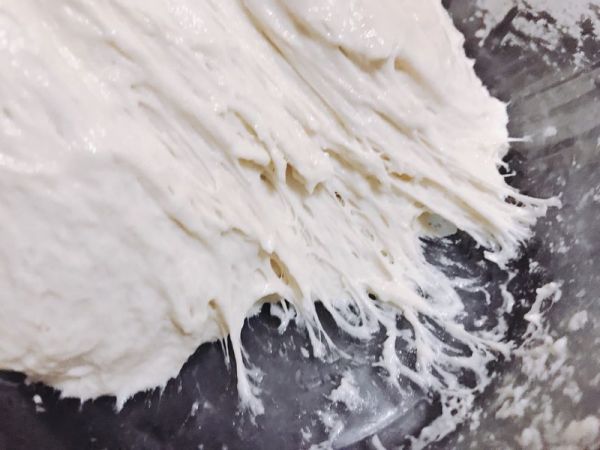 英式奶茶炼乳吐司