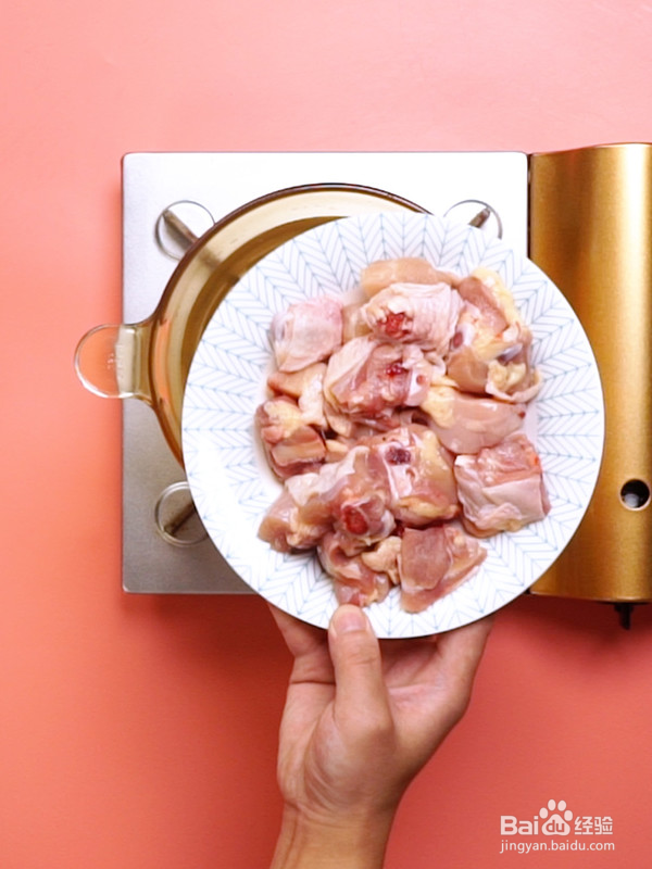 山药炖鸡肉的家常做法