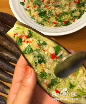 如何做鲜香蒜蓉茄子？