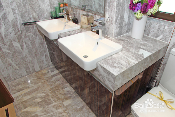 卫生间吊顶的材料怎么选择比较好？