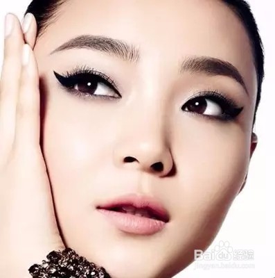 女神猫眼眼线是怎么画出来