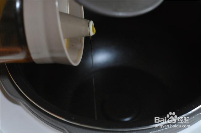 家庭自制电饭锅煎饺