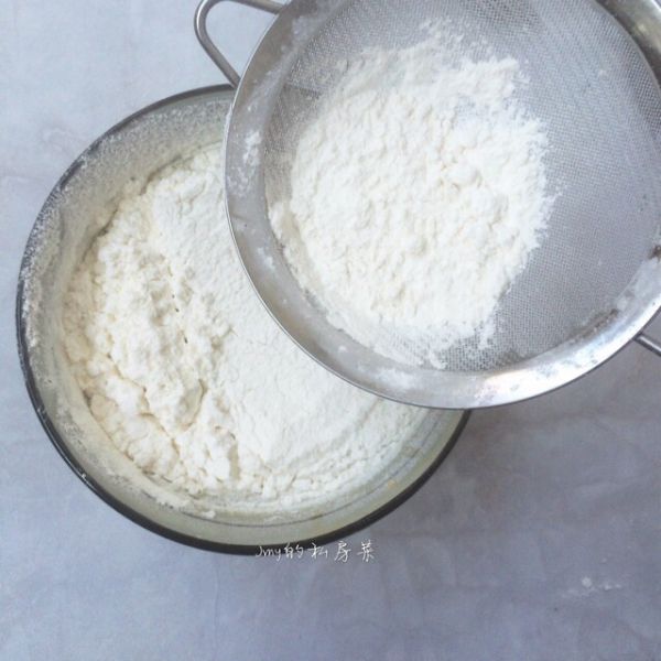 原味戚风蛋糕卷