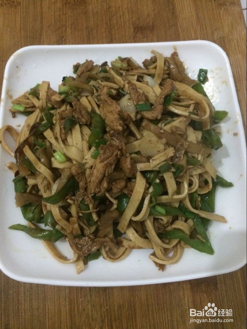 家常青椒千张炒肉丝的具体做法