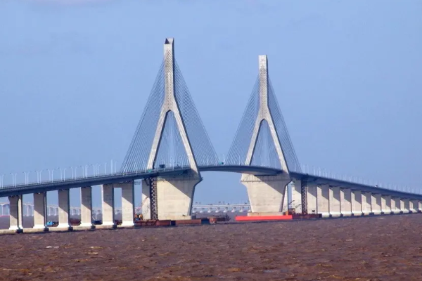 东海大桥全长多少公里