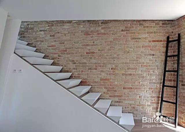 二楼没梯子怎么装空调