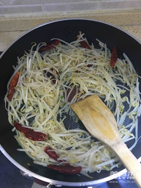 醋溜豆芽的做法