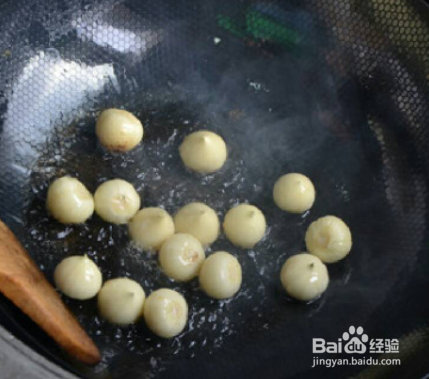 如何做独蒜焖鸡
