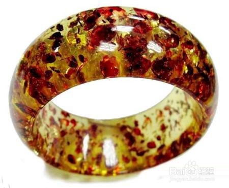 正确收藏和保养琥珀