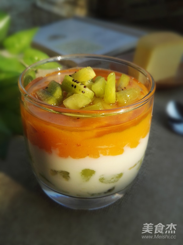 酸奶芒果杯的做法