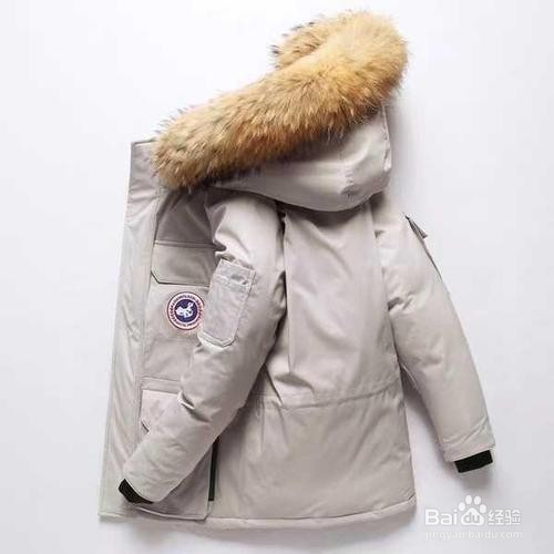 羽绒服脏了该怎么洗