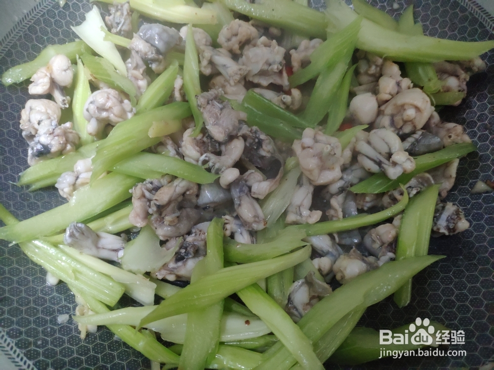 比较好吃的田鸡芹菜