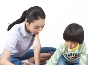 怎样夸奖宝宝让孩子更自信呢？